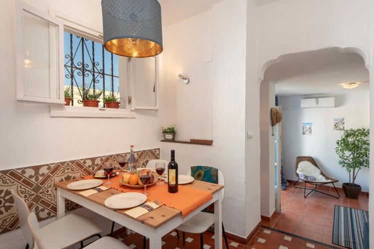 Beautiful Spanish Apartment In Torremolinos Exterior foto